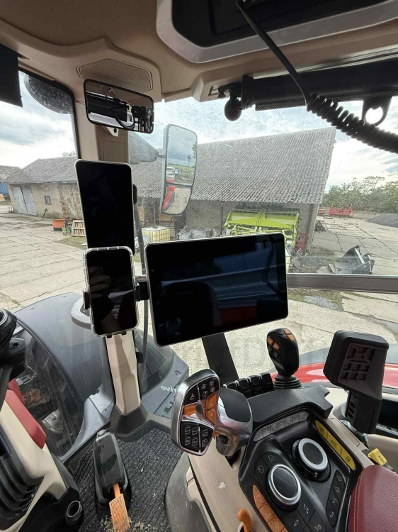 AFS Pro 1200 / Intelliview 4 plus Phone Mount Front