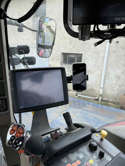 AFS Pro 700 / IntelliView IV Phone Mount Front